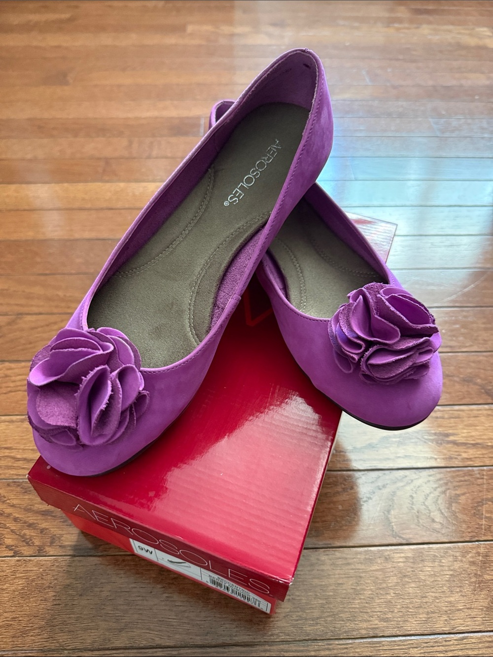 NWT Aerosoles Leather Ballet Flats Purple Suede Sz 9 - Picture 2 of 4